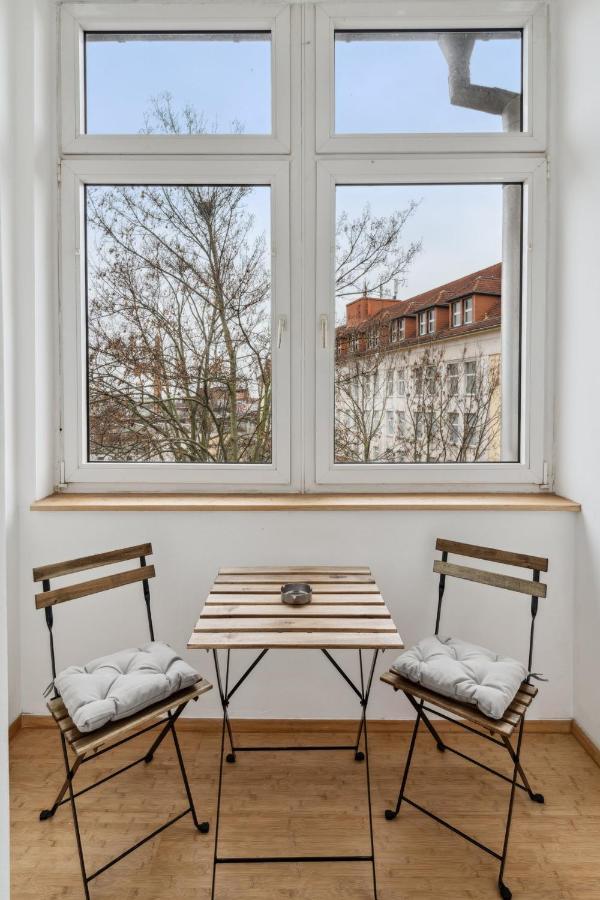 Apartment Fuer 13 Gaeste, 5 Schlafzimmer, 2 Baeder, 2 Loggia'S, Leipzig Zentrum Ost Exterior foto